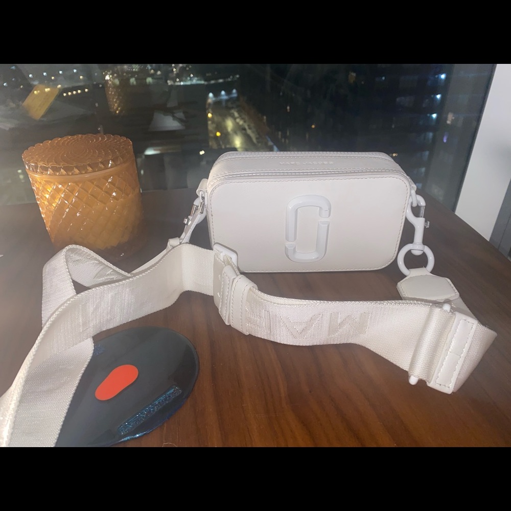 Marc Jacobs snapshot bag in White